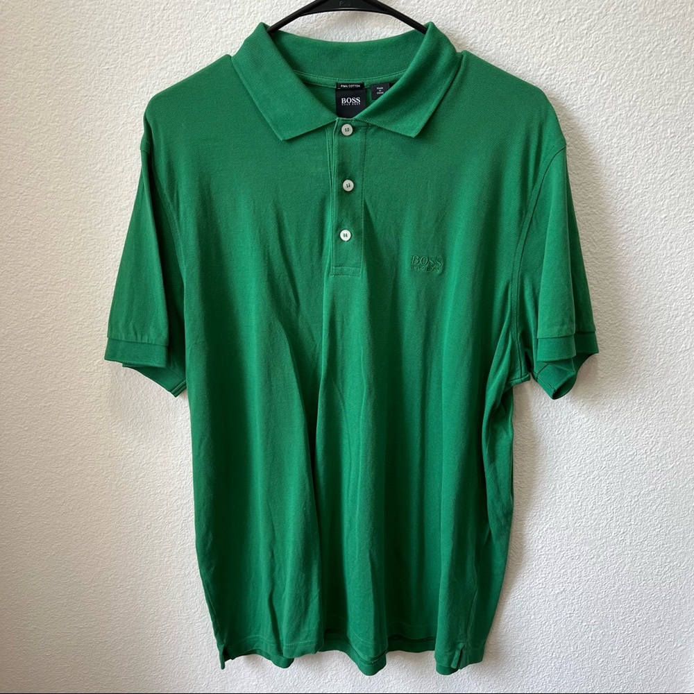 Hugo Boss polo shirt. Size Large